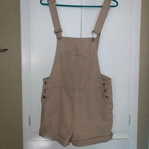 Super Cute Short Overalls
